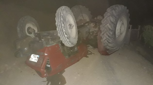 Hekimhan'da devrilen traktör can aldı