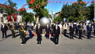 30 Ağustos Zafer Bayramı kutlanıyor 