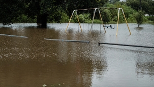 ABD'de Laura kasırgasında ilk can kaybı yaşandı 