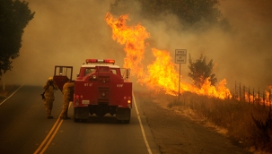 California'da yangınlar kontrol altına alınamıyor 