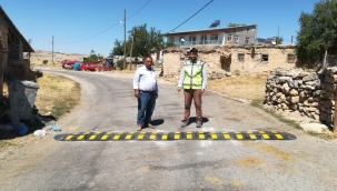 Talep edildi yola kasis yapıldı 