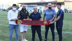 Taraftarlardan Yeşilyurt Belediyespor kampına ziyaret