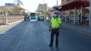 Trambüs güzergahına park edenlere uyarı 