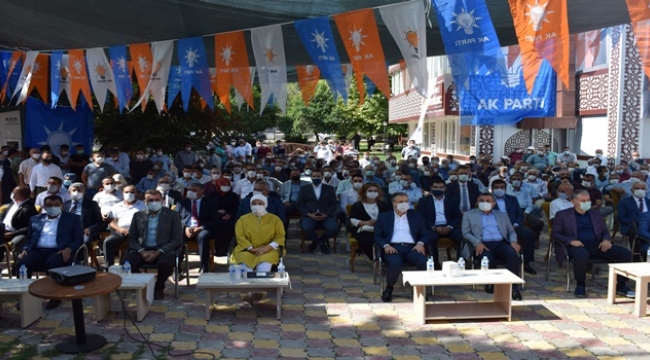 AK Parti Akçadağ kongresi yapıldı 