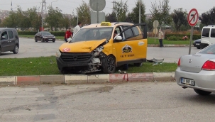 Aynı kavşakta yine kaza: 1 yaralı 