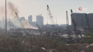  Beyrut Limanı'nda yangın 