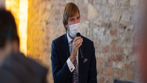 Çekya Sağlık Bakanı'ndan Covid-19 istifası 