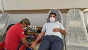 Cengiz'den kan bağışına destek 