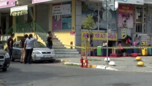 Dükkanını boşaltmak istemeyen şahıs ortalığı birbirine kattı 