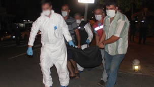 Emekli öğretmen evinde ölü olarak bulundu 