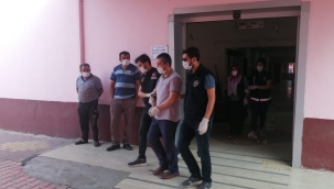 FETÖ'den aranan çift yakalandı 