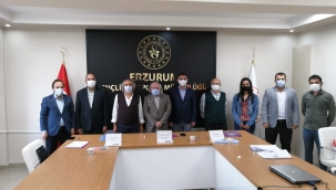 Genç şairler birincilik için ter döktü 