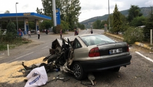 İmam takla atan araçtan sağ çıktı 