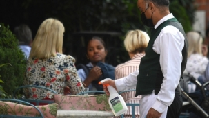  İngiltere'de günlük vaka sayısında yeni rekor 