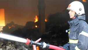 Kahramanmaraş'ta tekstil fabrikasında yangın 