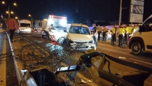 Karşı şeride uçtu 3 araç birbirine girdi