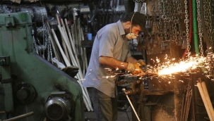 Kavurucu sıcakta ekmek kavgası 