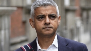 Londra'da Covid-19 salgını yeni yıl etkinliklerini iptal ettirdi