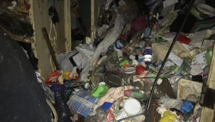 Rusya'daki çöp evde yaşlı çiftin cesedi bulundu 