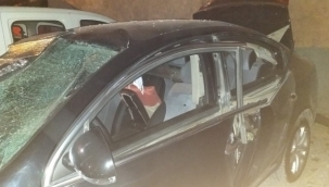 Sigarayı yaktı otomobilde patlama meydana geldi