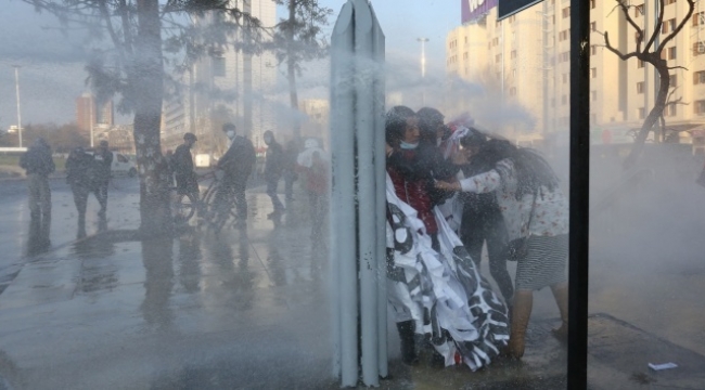 Şili'de protesto gösterisinde 20 kişi gözaltına alındı 