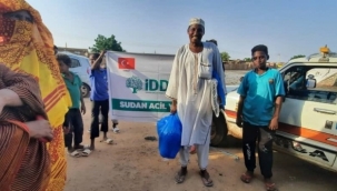 Sudanlı sel mağdurlarına yardım eli 