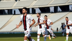 Süper Lig: Fatih Karagümrük: 1 - Yeni Malatyaspor: 0 (İlk yarı) 