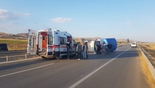 Sürücü Araçtan Fırladı Kazada 4 Kişi Yaralandı 