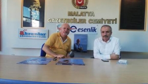 Türk Halk Müziği Sanatçısı Hüseyin Yılmaz MGC'yi ziyaret etti 