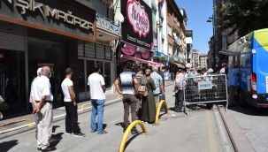 Vali ne yapsın Sağlık Müdürü ne yapsın? 