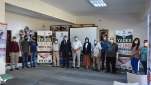 Yaşlılara "Akıllı Telefon Kullanılabilirlik Eğitimi" veriliyor 