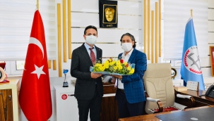 Yeni Müdür Kanbay göreve başladı 