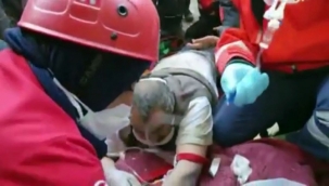 26 saat sonra enkazdan kurtarıldı 