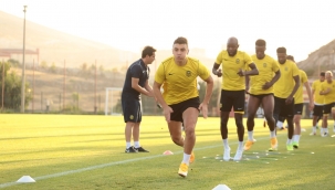 Antalyaspor maçında yenilere görev verebilir 