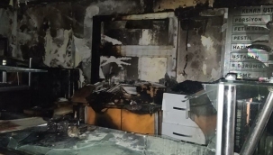 Çiğköfte dükkanı cayır cayır yandı 