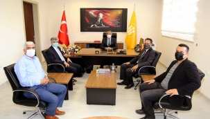 Eğitim Bilimleri Enstitüsü'nde devir-teslim töreni 