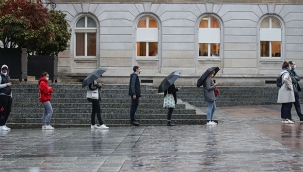 Fransa'da sokağa çıkma yasağının detayları açıklandı 