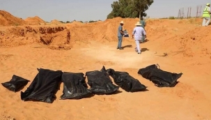 Libya'da 5 toplu mezar daha bulundu 