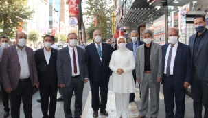 "Muhtarlarımız demokrasimizin temel taşlarıdır"