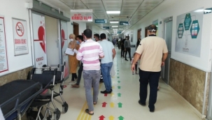 Onlarca işçi yemekten zehirlendi 