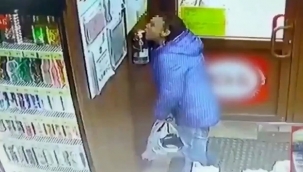 Rusya'da market müşterisi su içer gibi dezenfektan içti 