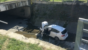 Su kanalına uçtuğu kazayı gülerek anlattı 