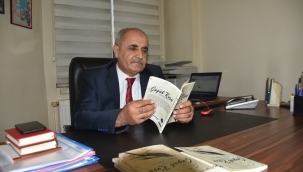 Türkçe ve Kürtçe şiirlerini bir kitapta topladı