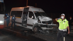 Viyadükte zincirleme kaza: 9 yaralı 