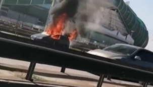 Yol ortasında alev alev yandı 