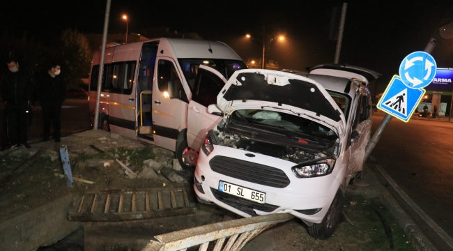 Adana'da trafik kazası: 4 yaralı