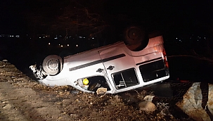 Bingöl'de araç dereye uçtu! 