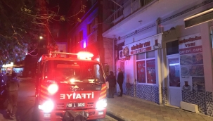 Çamaşır makinesi evi yakıyordu 