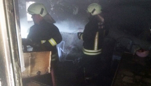 Çaybükü'nde ev yanını 