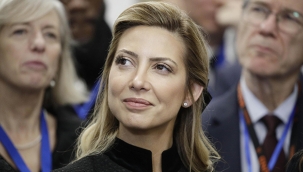 First Lady'si Yanez Google'a dava açtı 